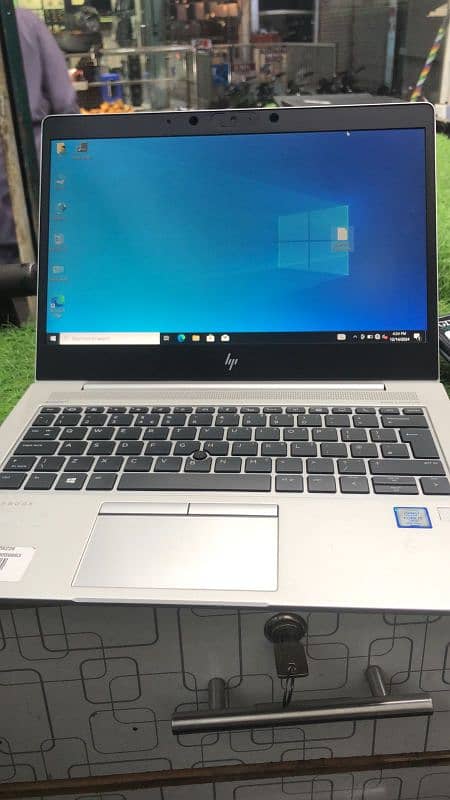 I7 8th generation HP new logo laptop liked new 0