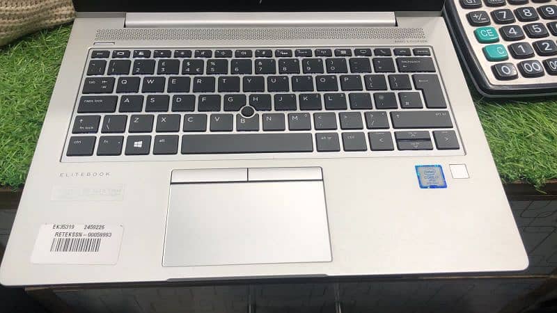 I7 8th generation HP new logo laptop liked new 1