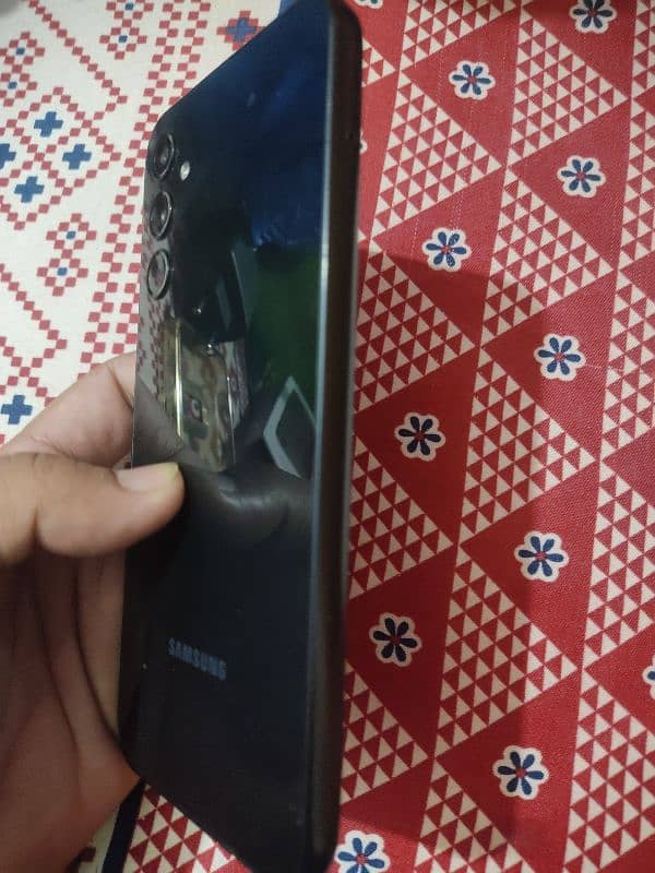 Samsung A24 in good condition 8 128 4