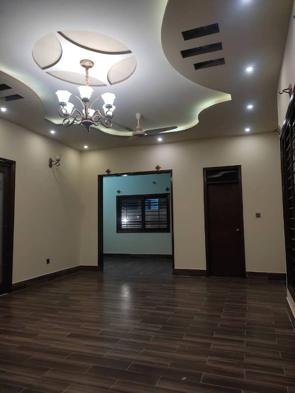 three bed dd first floor portion with roof for rent in johar 10