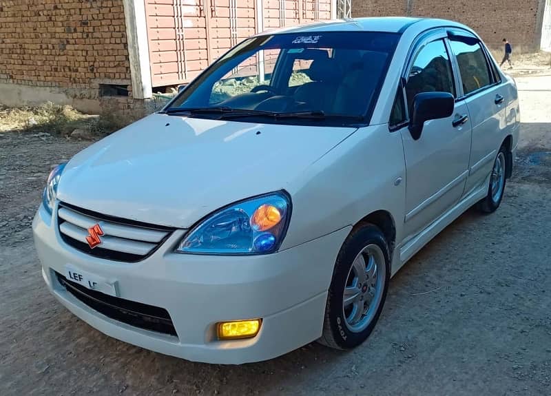 Suzuki Liana 2007 5