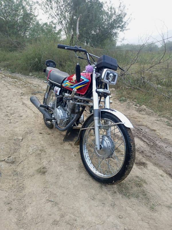 Honda 125 2k18 2