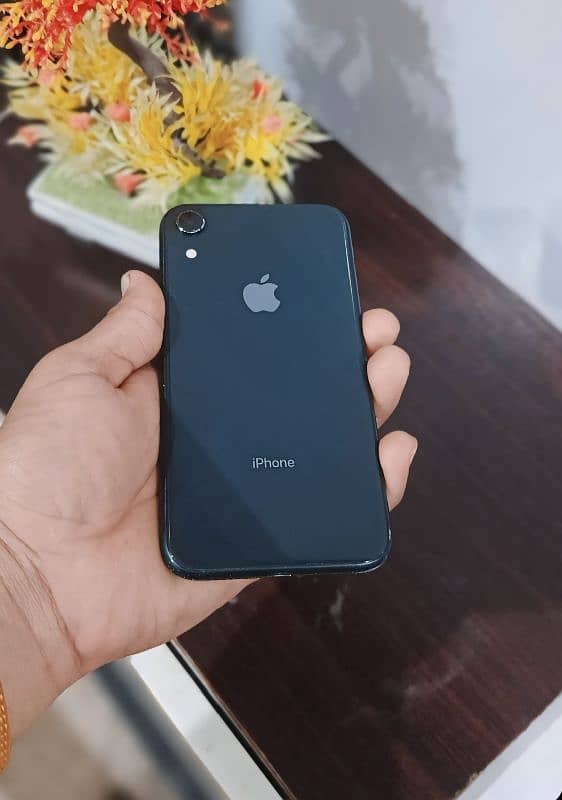 iphone xr 10by10 water pack sim glitch 0