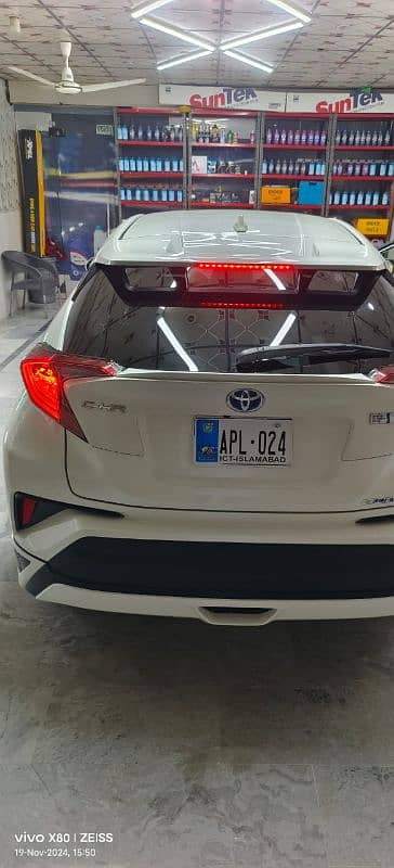 Toyota C-HR 2019 3