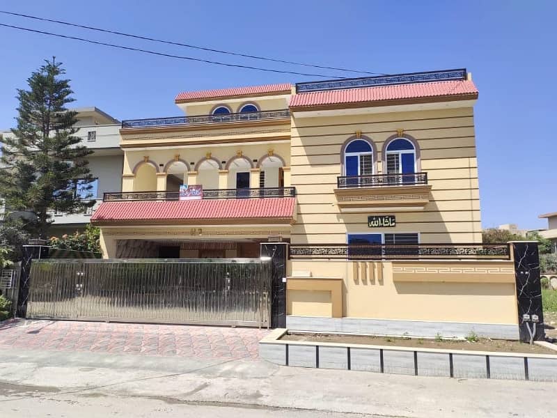 1 Kanal Brand New House For Sale 48