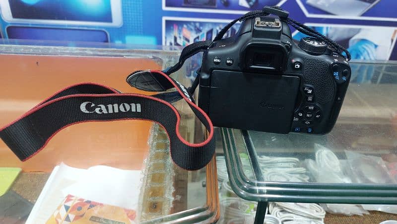 Canon EOS 750D 18-55 7