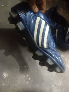 football shoes kit for sell look like a new