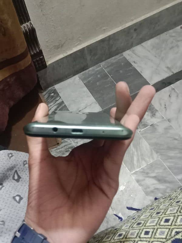 Infinix hot 11 play 10 by 10 condition 3