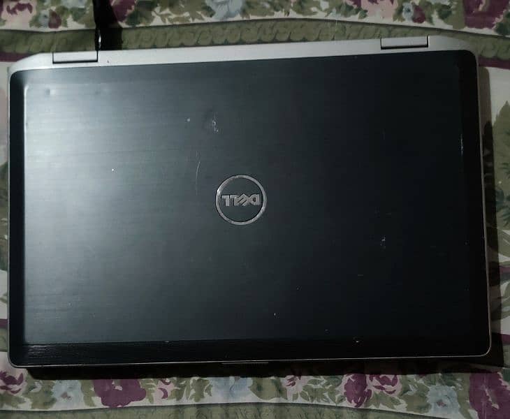 Dell latitude I-5, 2nd gen, 8 gb ram, 256gb SSD, 5