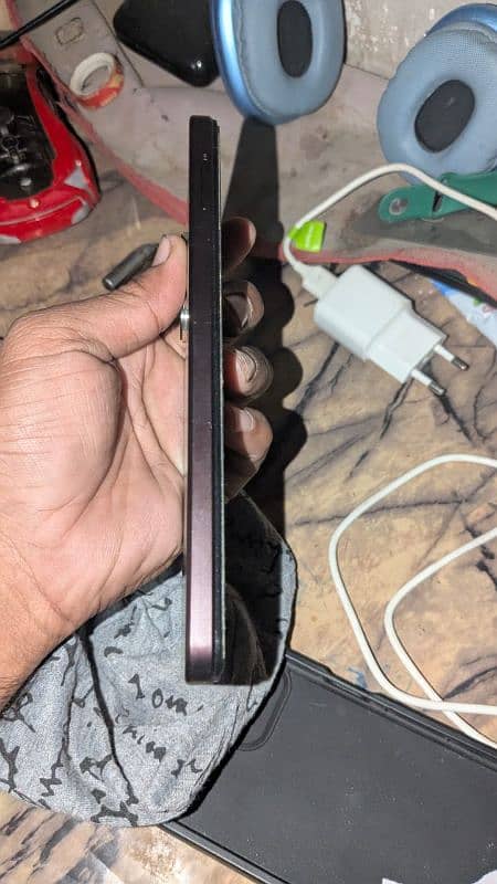 vivo y 18 modil he yus m h bhetrin cundishan he sell kara hu j 1