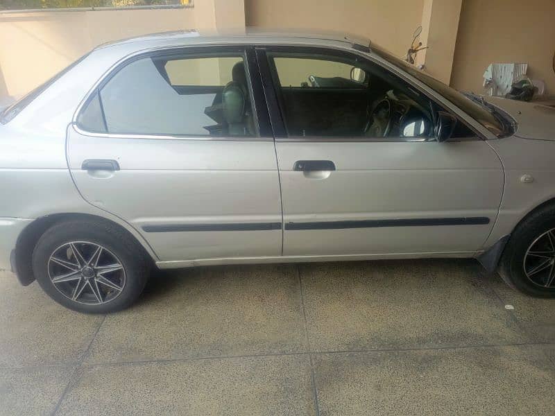 Suzuki Baleno 2004 4