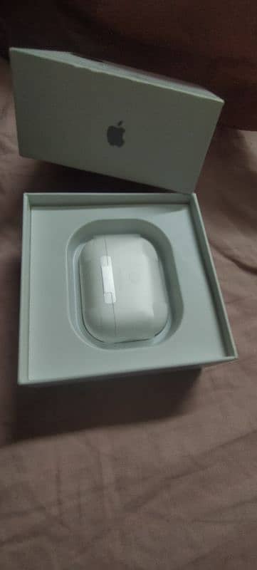 apple pods brand new daba pack 4