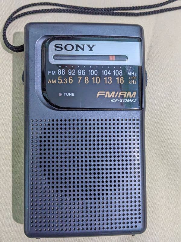 SONY  MODEL  ICF. S10MK2 VERY HIGH SENSITIVE POCKET RADIO 0