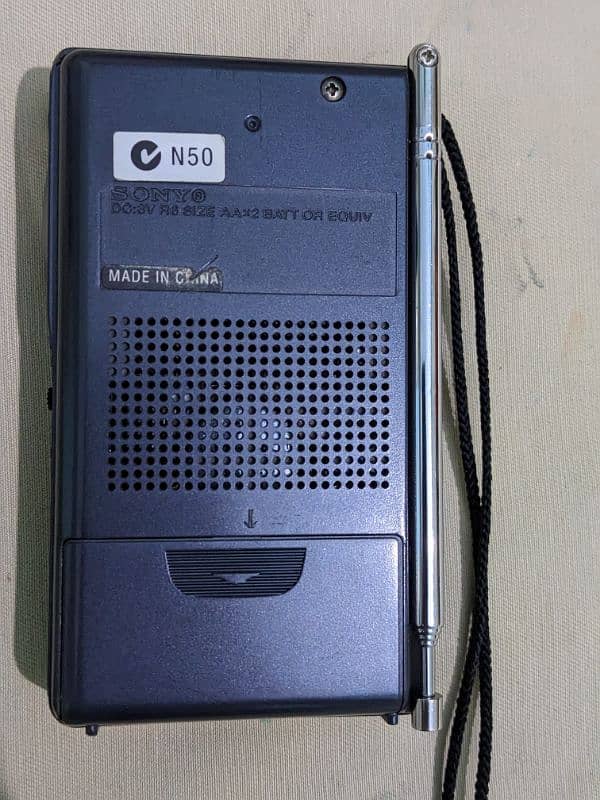 SONY  MODEL  ICF. S10MK2 VERY HIGH SENSITIVE POCKET RADIO 1