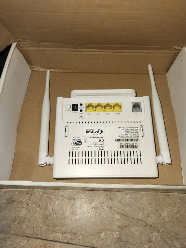 Ptcl router 2 antenna 300mbps new 4