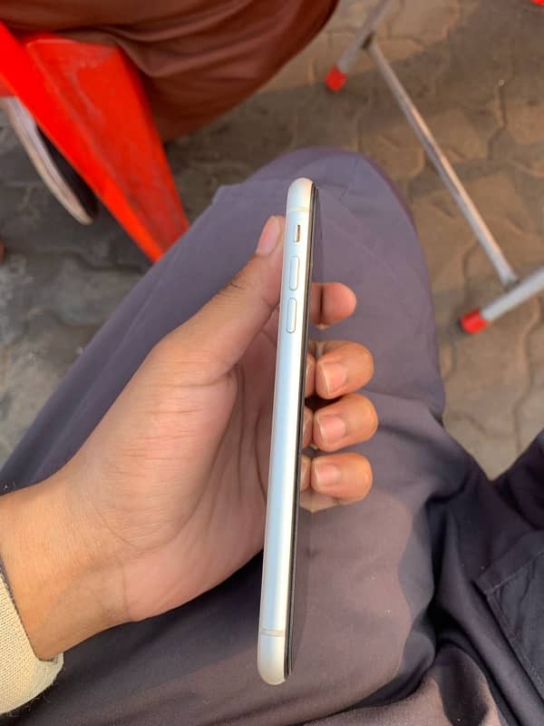 iphone xr pta approved 2