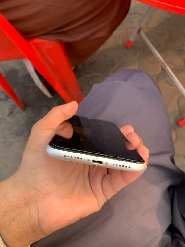 iphone xr pta approved 3