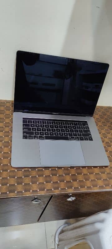 Apple MacBook pro Core i9 0