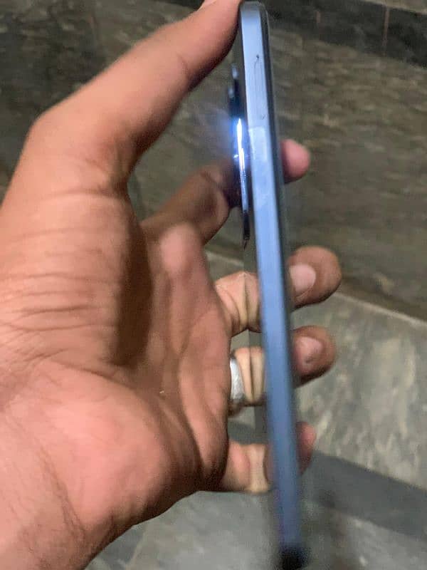 Vivo y19 s 2