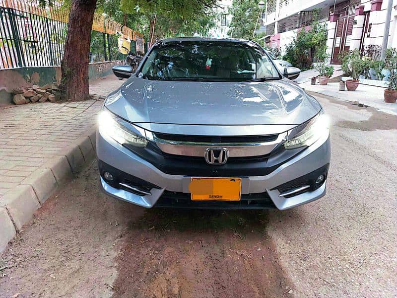 Honda Civic VTi Oriel Prosmatec 2018 UG red meter 0