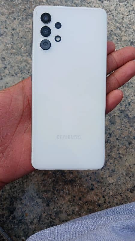 Samsung A32 6 128gb All OK box plus fast charger 0