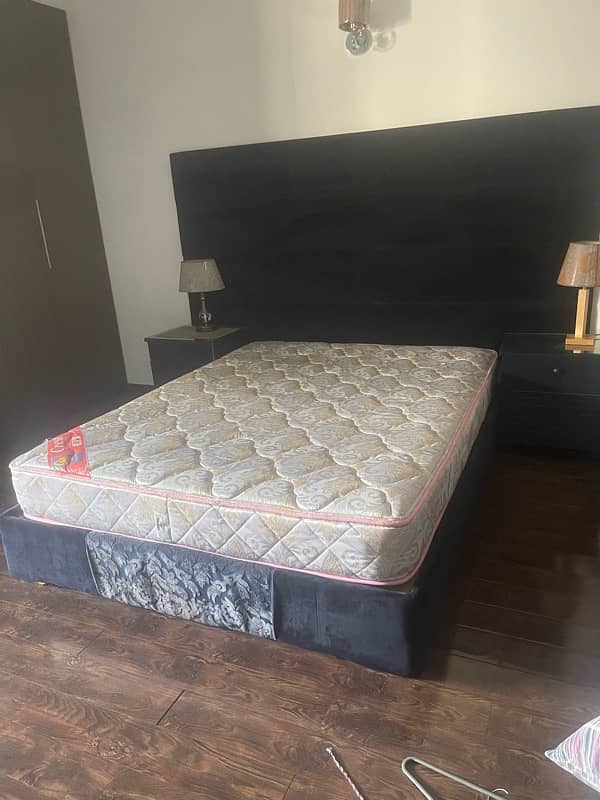 almost brand new bed for sale 1