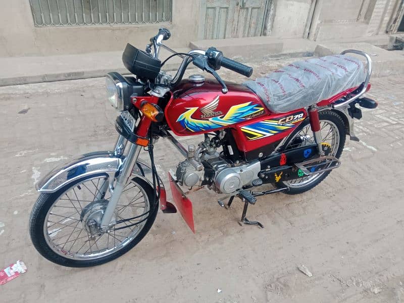 Honda CD 70 motorcycle for sale model 2021 03057210160//03456561380 2