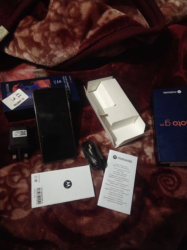 moto g04 8+8 16gb ram 128gb storage Exchange possible 4