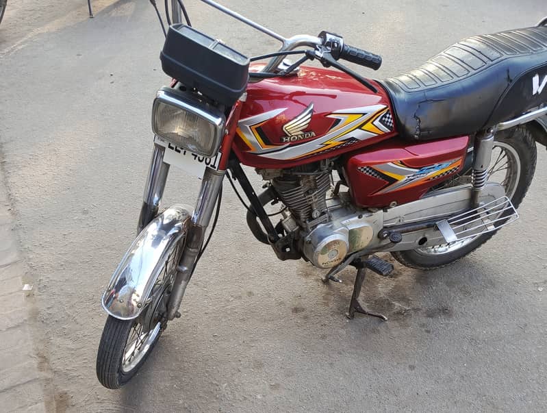 Honda CG 125 2015 lush condition on my name 2