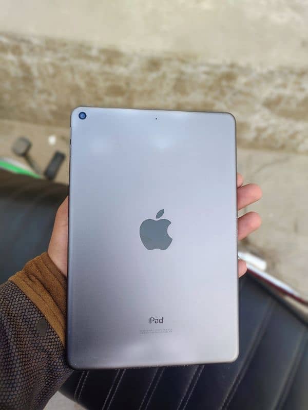 Ipad mini 5  all ok good condition 0