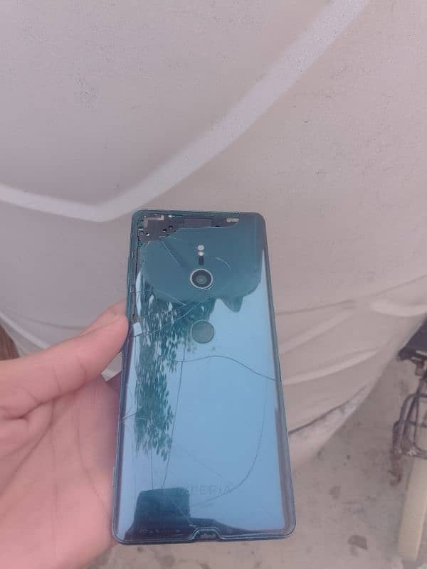 Sony  xz3 PTA Official Approved 5