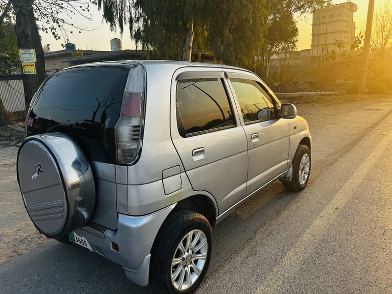 Daihatsu Terios Kid turbo 2009 4