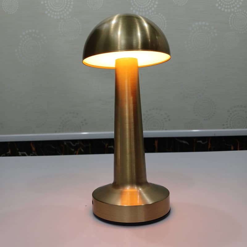 charge able metal lamp with touch sensor 0