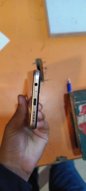 Infinix mobile 6/128 3