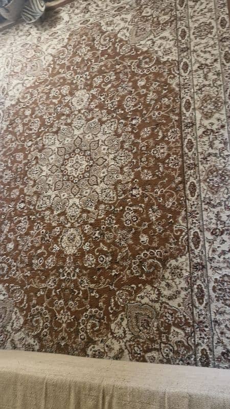 Centre Piece Rug for living or bedroom room. 4