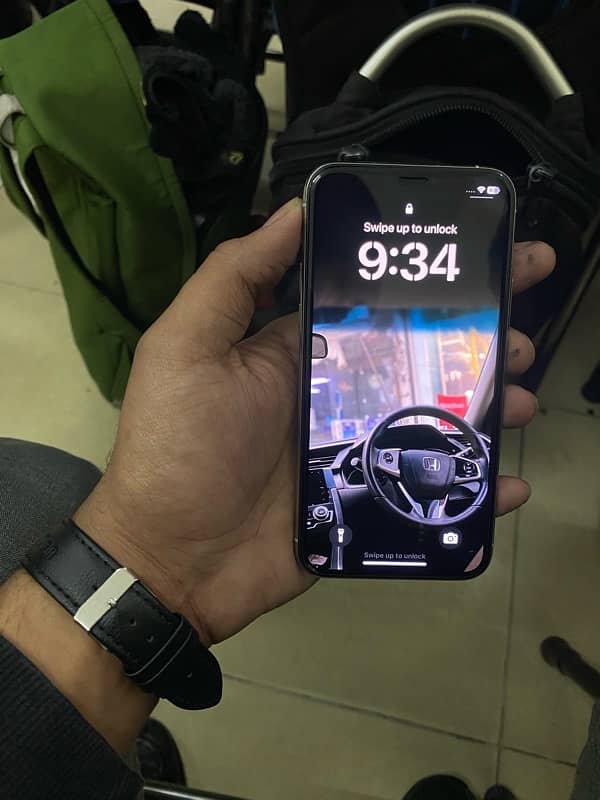 IPHONE 11 pro Factory unlock 256gb 1