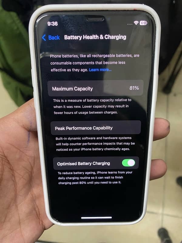 IPHONE 11 pro Factory unlock 256gb 7