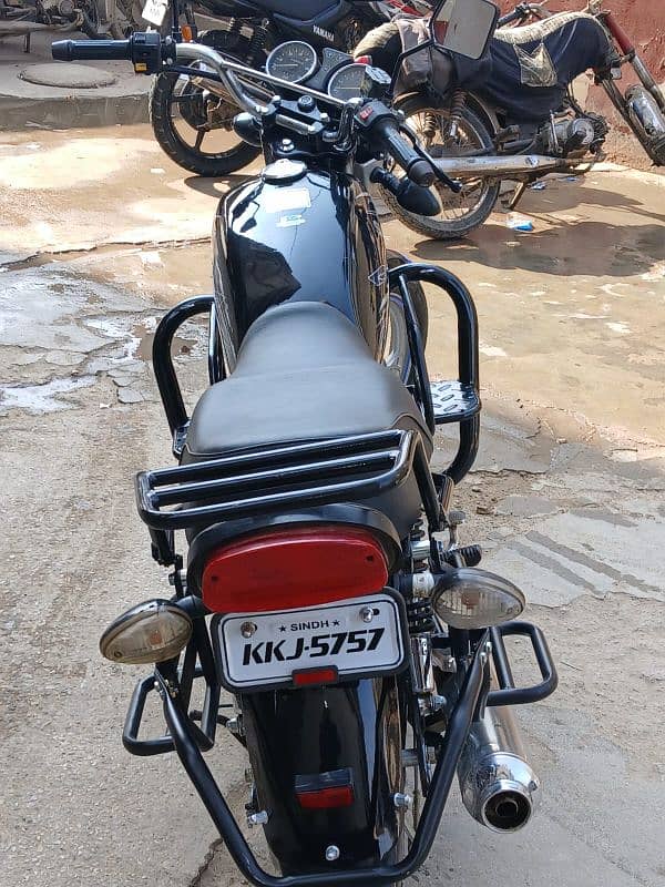 Suzuki GS 150 SE For Sale 11