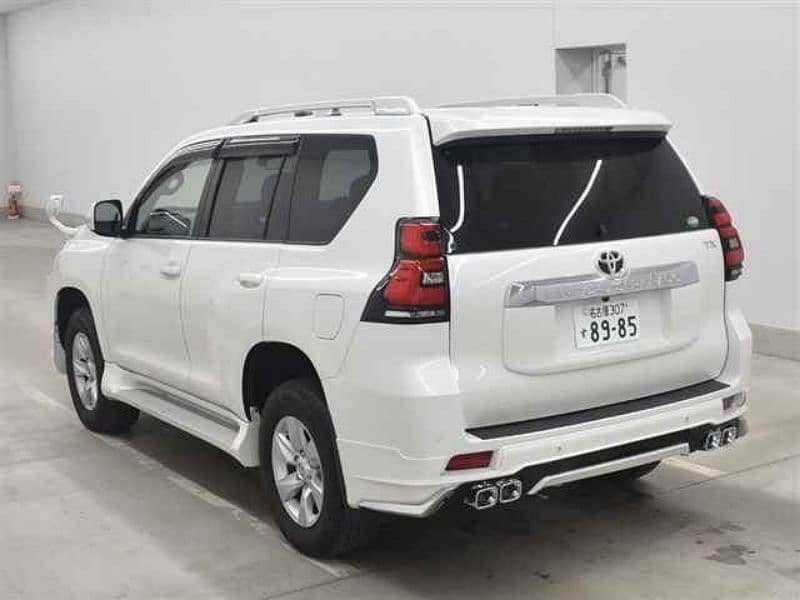 Toyota Land Cruiser 2017 (2022 import and registered) 5