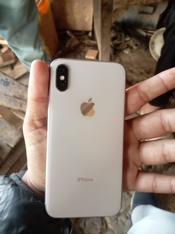 iPhone x 10 by 10 84 halth 256 gb factory unlock 2