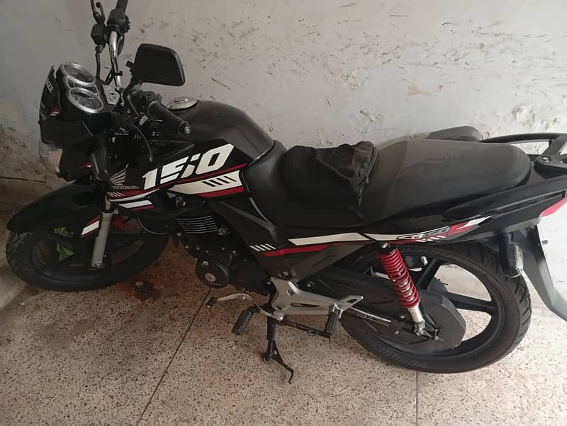 Honda CB 150F 2024 7