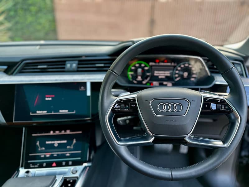 Audi E-Tron 50 quattro 2022 11