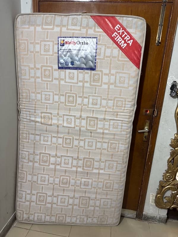 Single ortho medicated mattress for sale 0