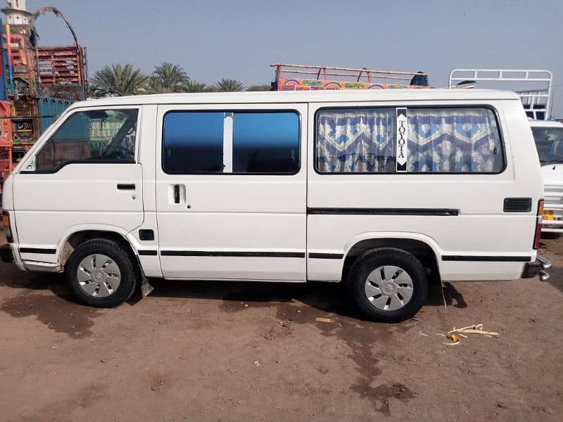 Toyota hiace,1985 model 1