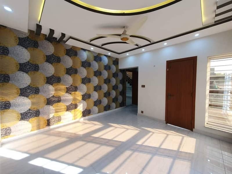 PVC wall panels/ Interior designing /Ceiling/Blind/Wooden Vinyl Floor 10