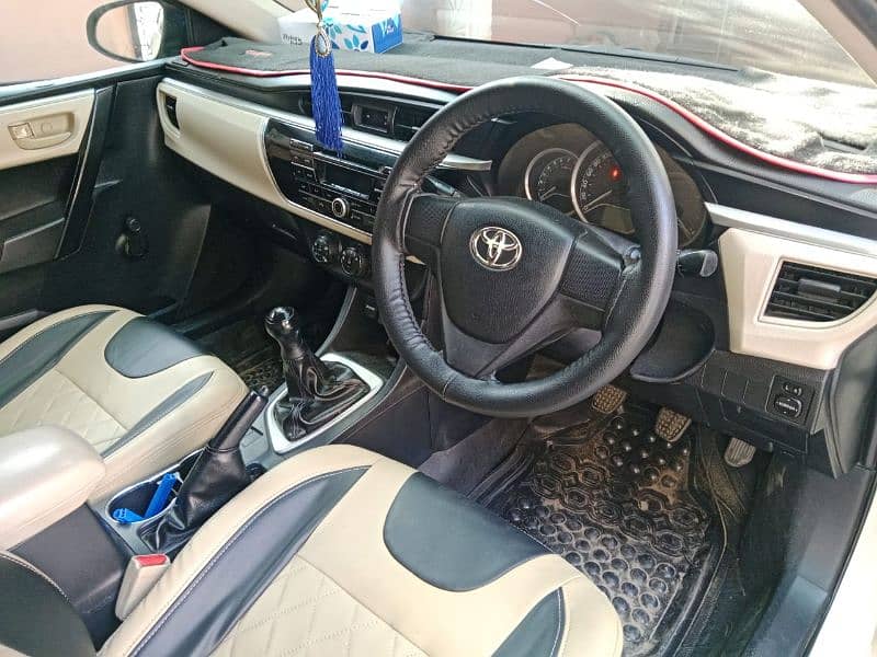 Toyota Corolla XLI 2015 3