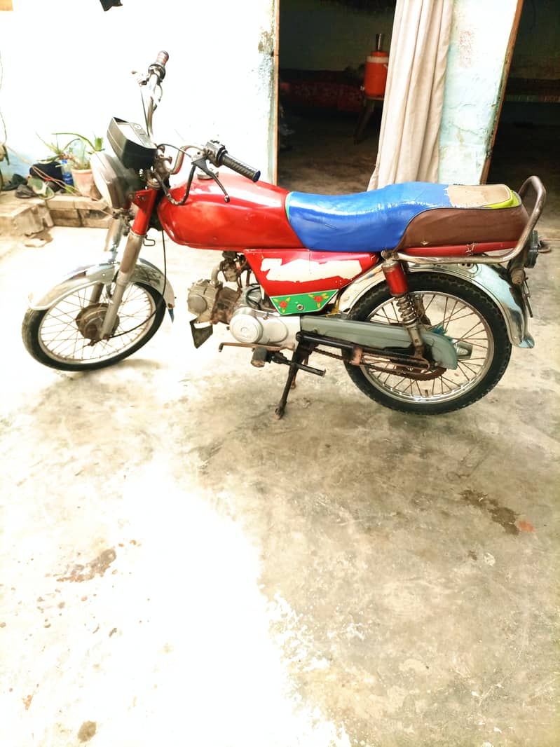 unique 2022and 4 bikes for sale. (03120771632) 7