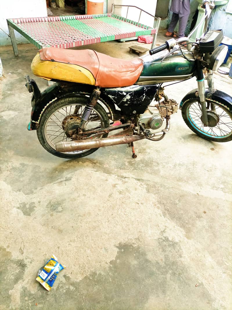 unique 2022and 4 bikes for sale. (03120771632) 16