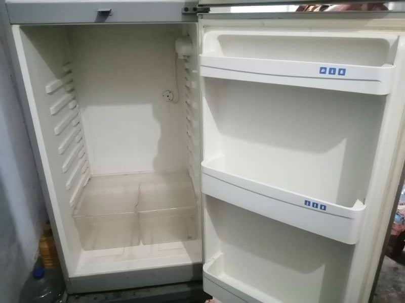 Refrigerator for sale 0