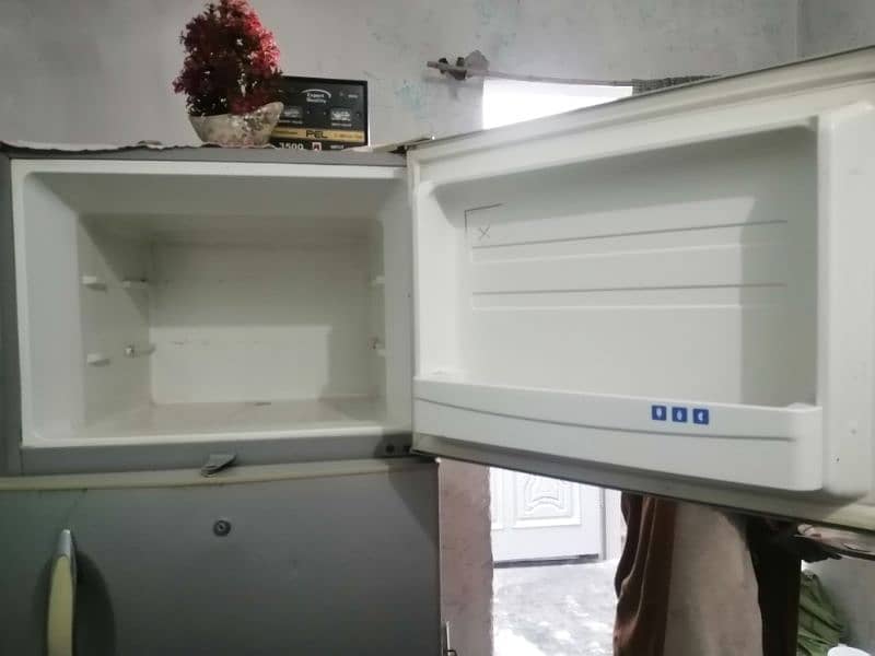 Refrigerator for sale 10